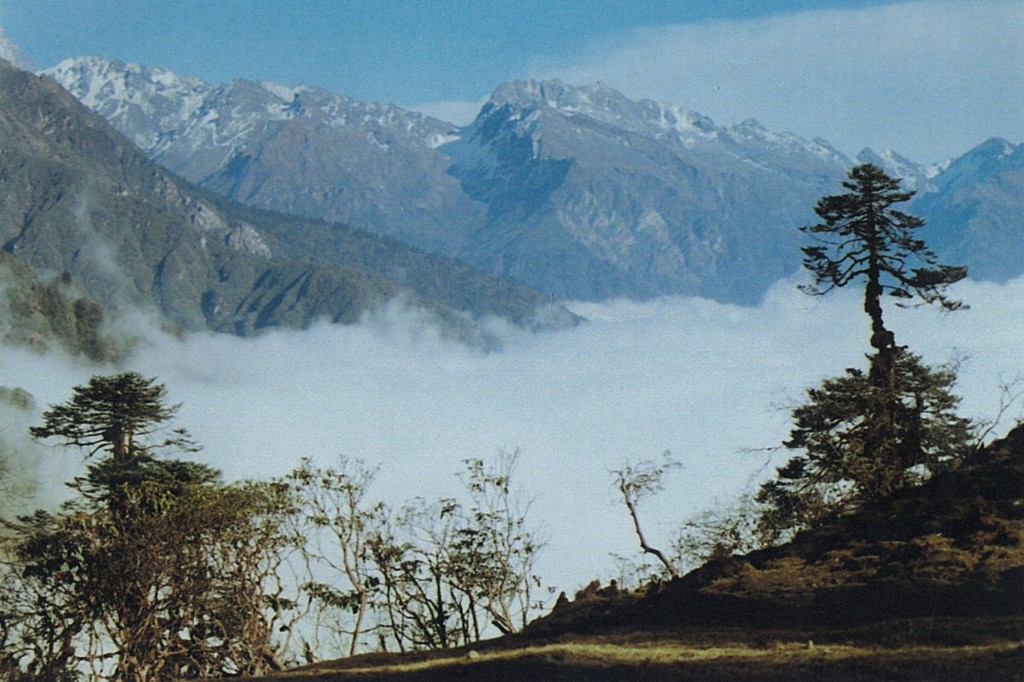Lapsang Bhanjyang Clouds Kanchenjunga Base Camp Trek Nepal Trekking Hike Hiking Himalayas