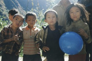 Children Kanchenjunga Base Camp Trek Nepal Trekking Hike Hiking Himalayas