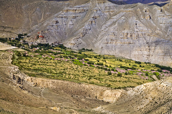 Geling Upper Mustang Trek Trekking Hike Hiking Nepal